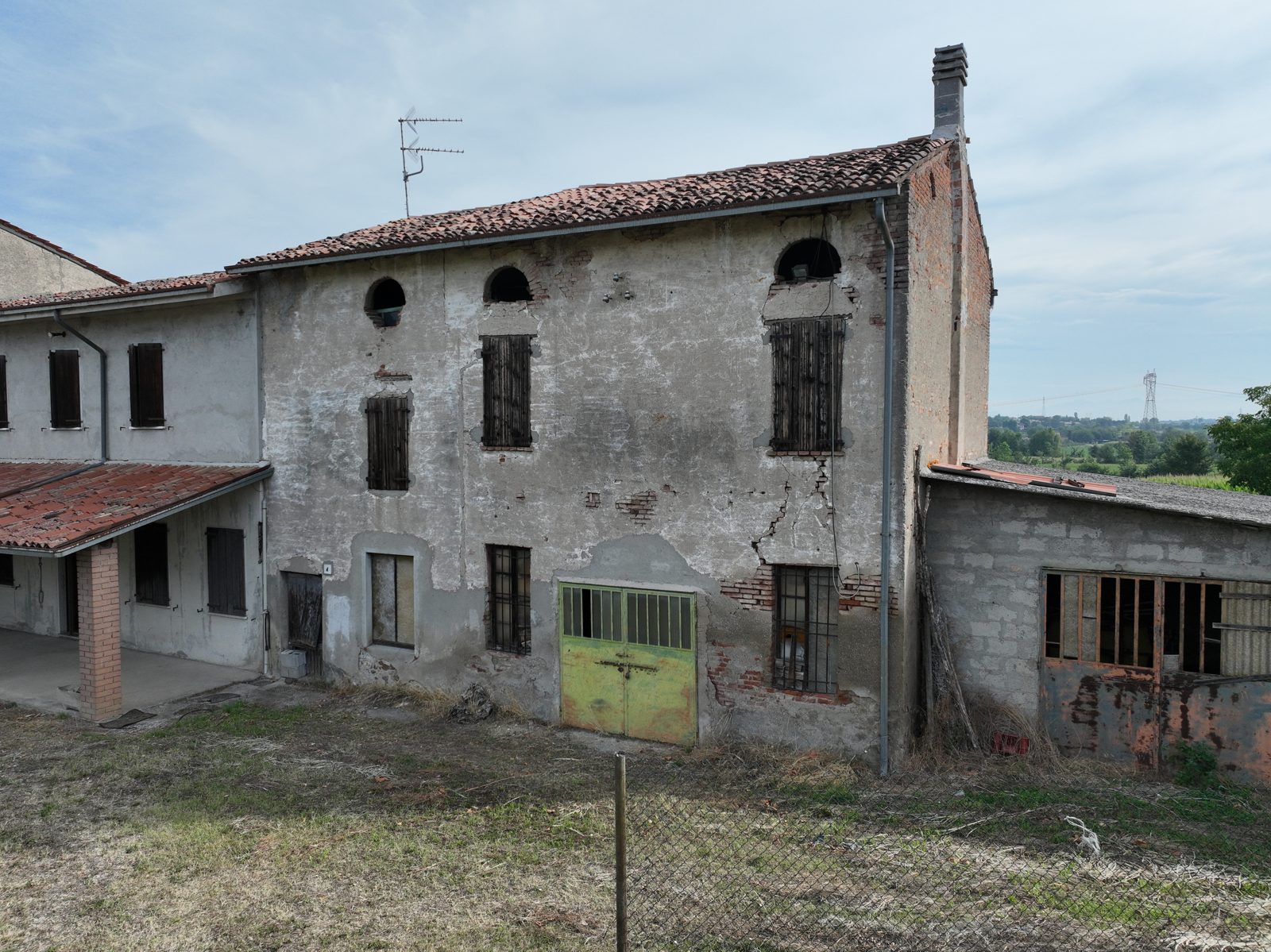 Rustico mit großem Grundstück bei Pozzolengo