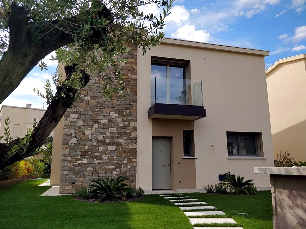 Luxusvilla am Gardasee in Sirmione