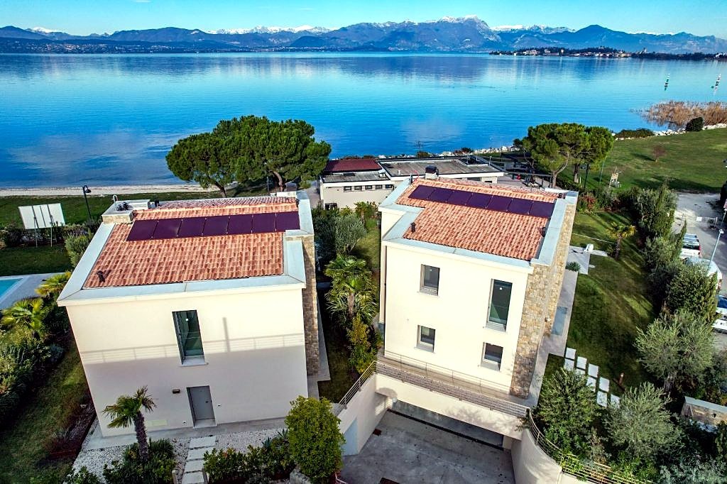 Luxusvilla direkt am See, Sirmione